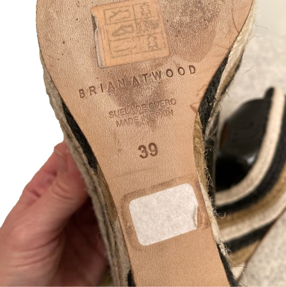 Brian Atwood peep toe heels. - Picture 6 of 6